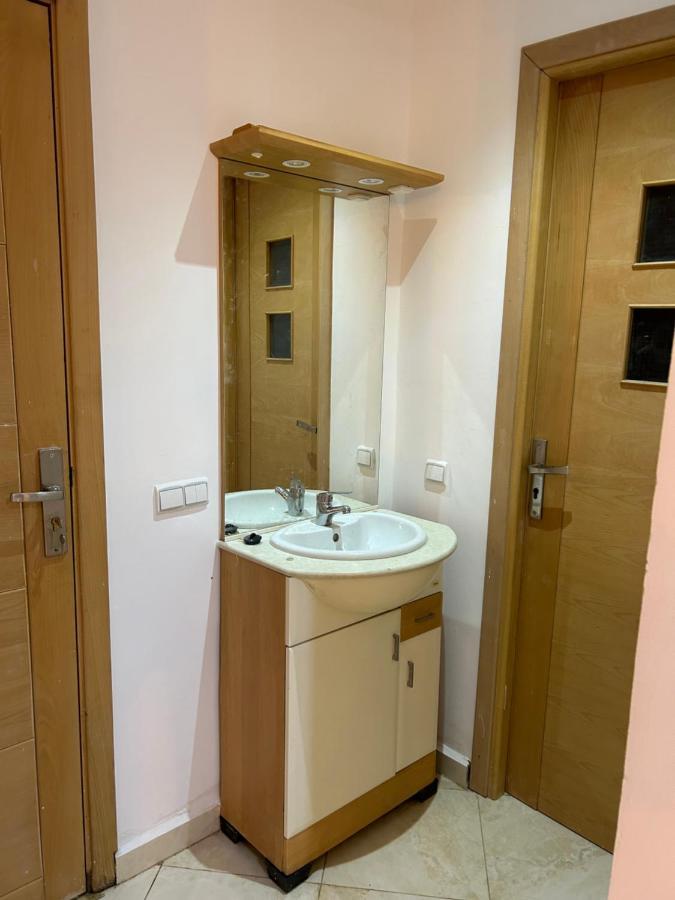 Apartmán Apprt Lux Udžda Exteriér fotografie